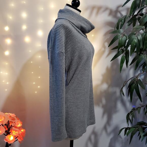 Ann Taylor LOFT Waffle Knit Cowl Neck Cozy Sweater Women's Size XS EUC - Picture 2 of 10